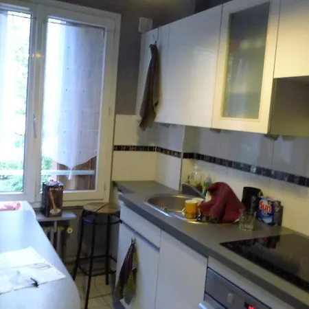 Superbe Appartement, Familiale, Parking Larue